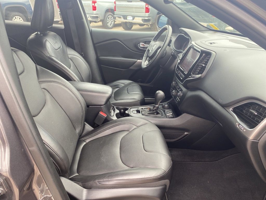 2019 Jeep Cherokee Limited photo 16
