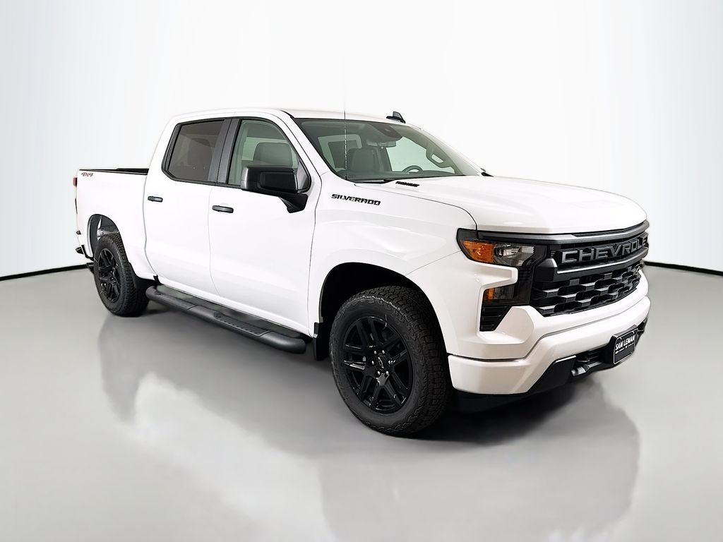 2026 Chevrolet Silverado 1500 Custom's photo