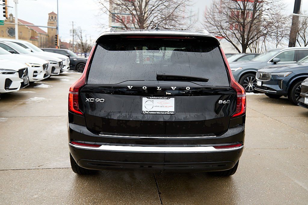 2026 VOLVO XC90 - Image 7