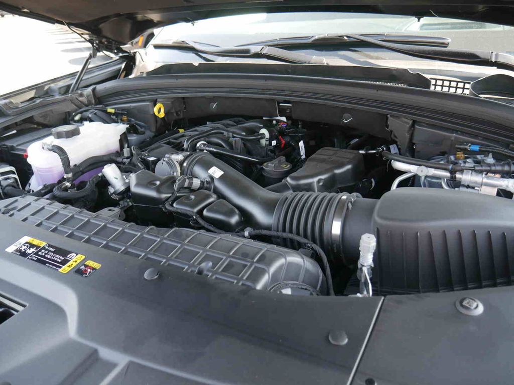 2025 Jeep Grand Cherokee Summit photo 2