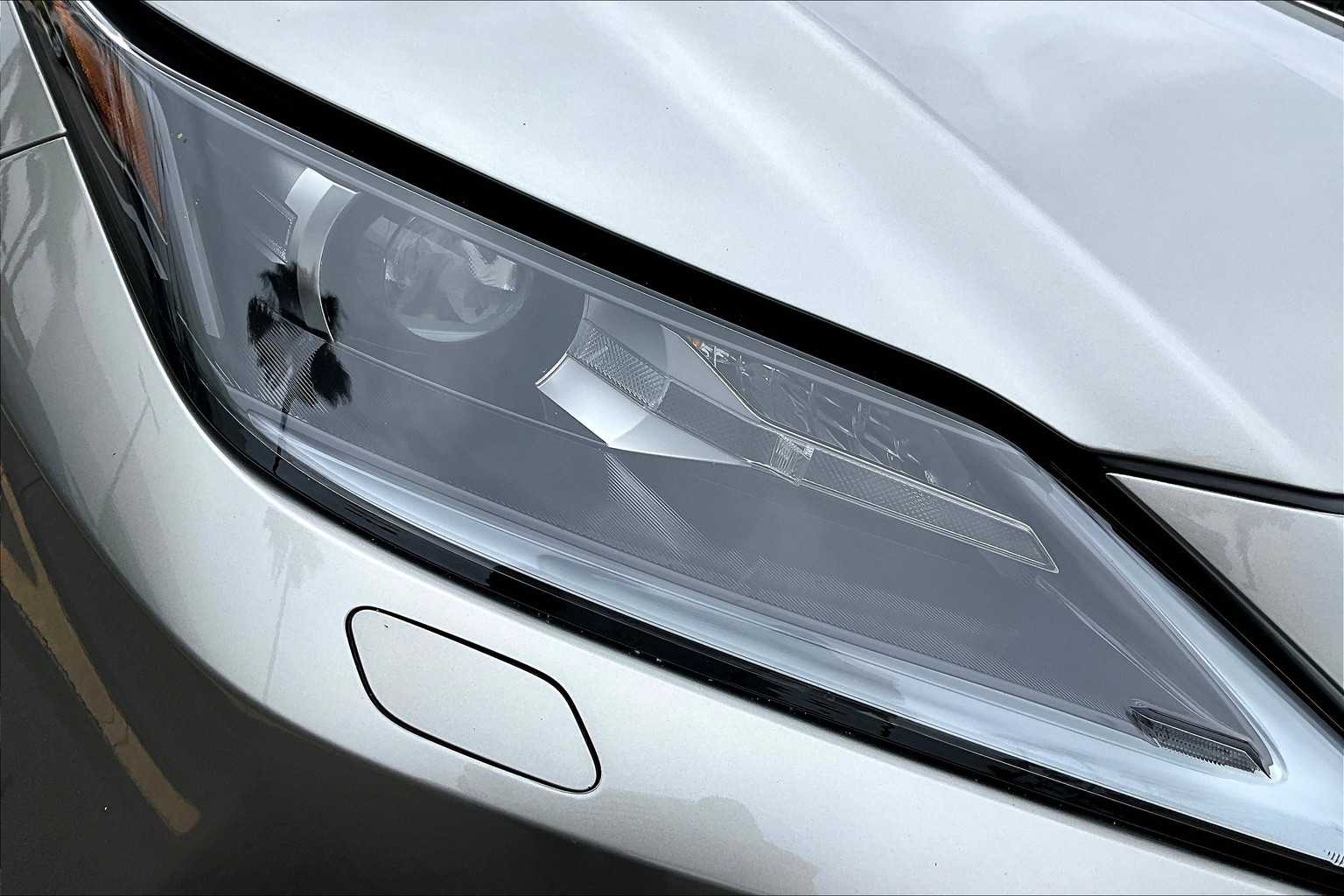 2022 Lexus RX Premium photo 27