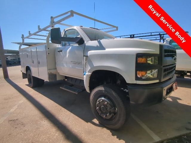 2024 Chevrolet Silverado 4500 Medium Duty Chassis Cab Work Truck's photo