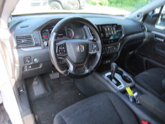 2020 Honda Pilot EX photo 13