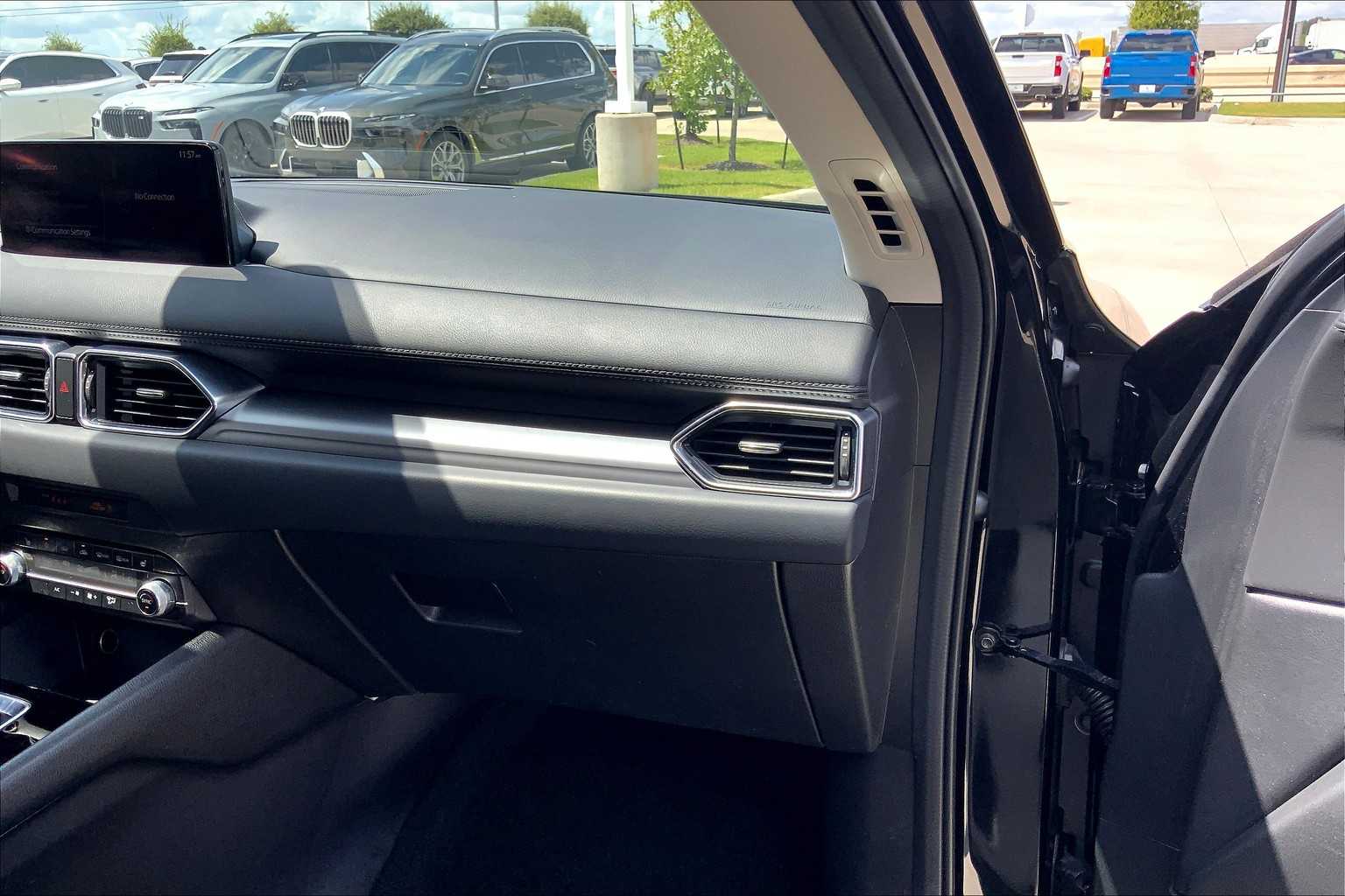 2021 Mazda CX-5 Touring photo 35