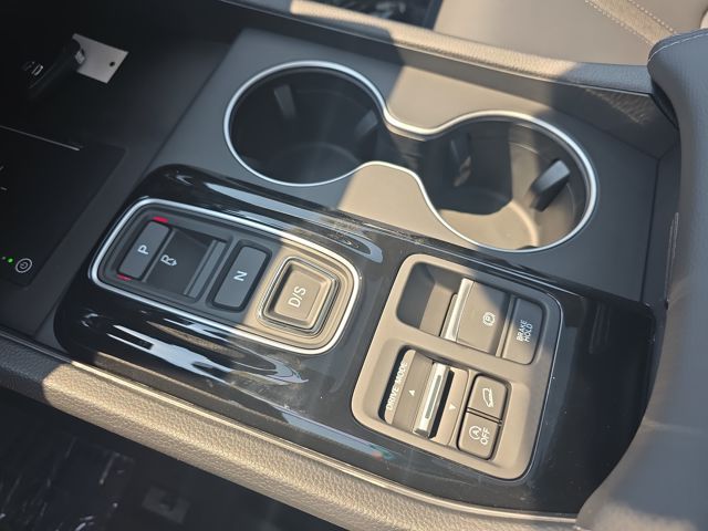 2025 Honda Pilot Touring photo 21