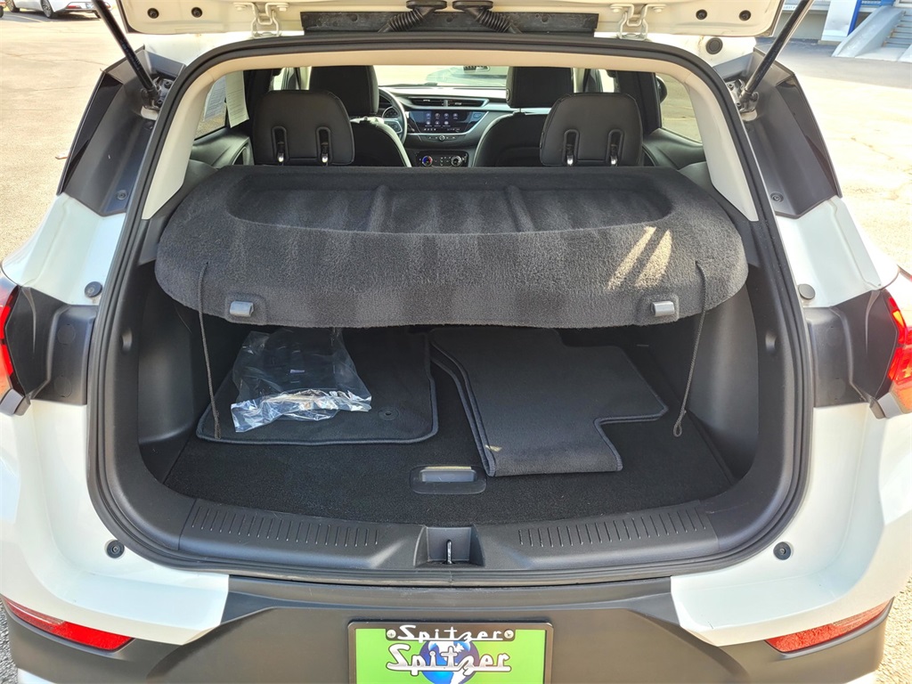 2022 Buick Encore GX Preferred photo 17
