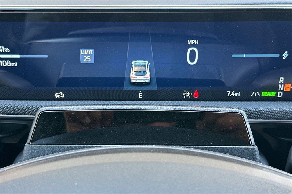 2025 Ford Mustang Mach-E Select photo 24