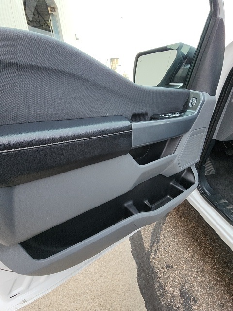 2023 Ford F-150 XLT photo 13