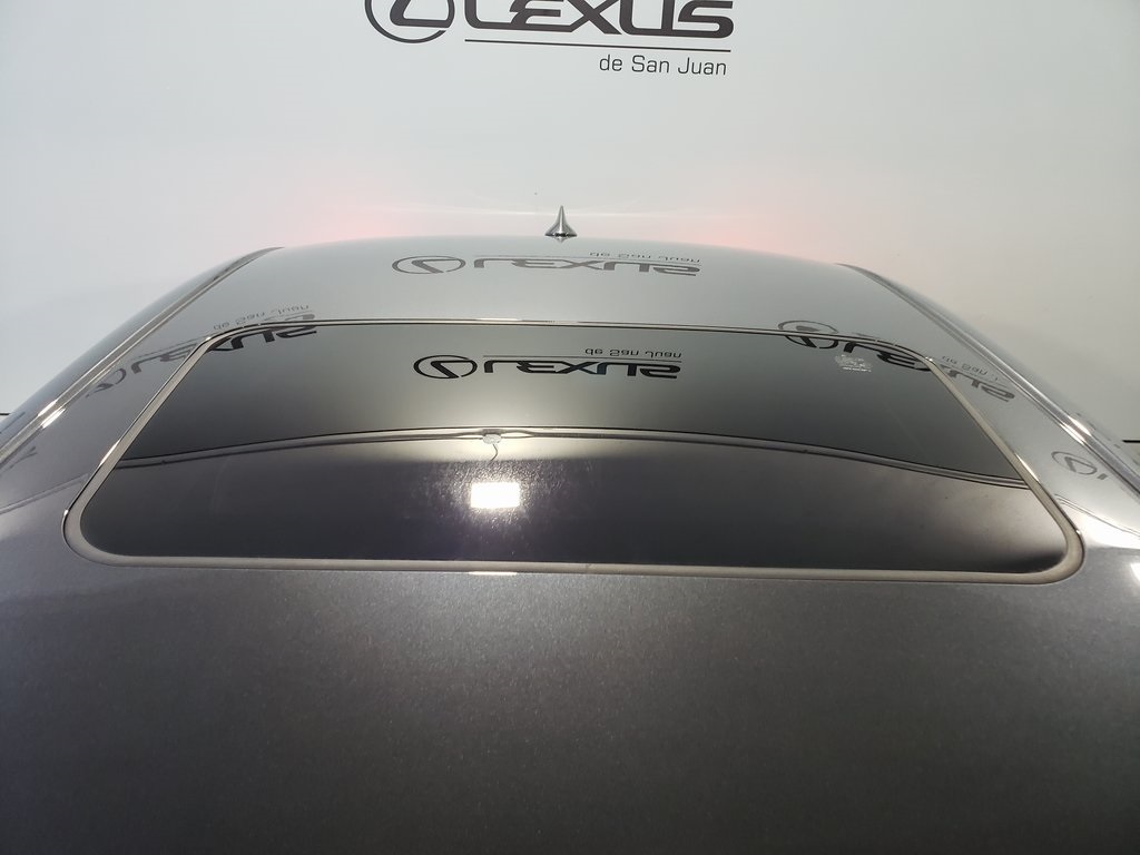 2025 Lexus IS 300 photo 6