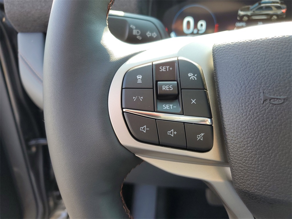 2025 Ford Explorer photo 11