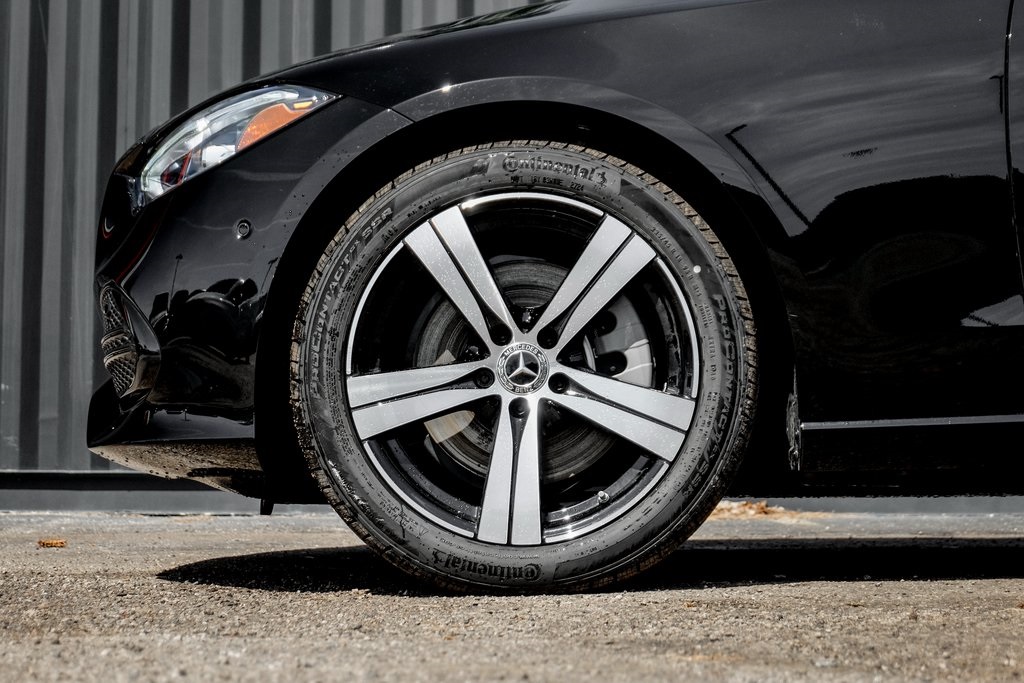 2025 Mercedes Benz C 300 4MATIC photo 2