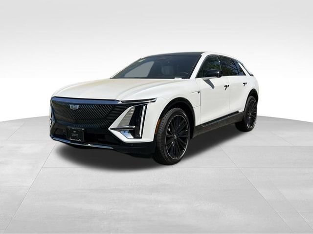 2025 Cadillac Lyriq Luxury photo 3