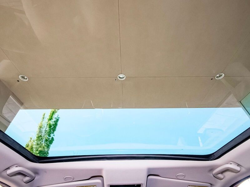 2025 Land Rover Discovery Sport S photo 48