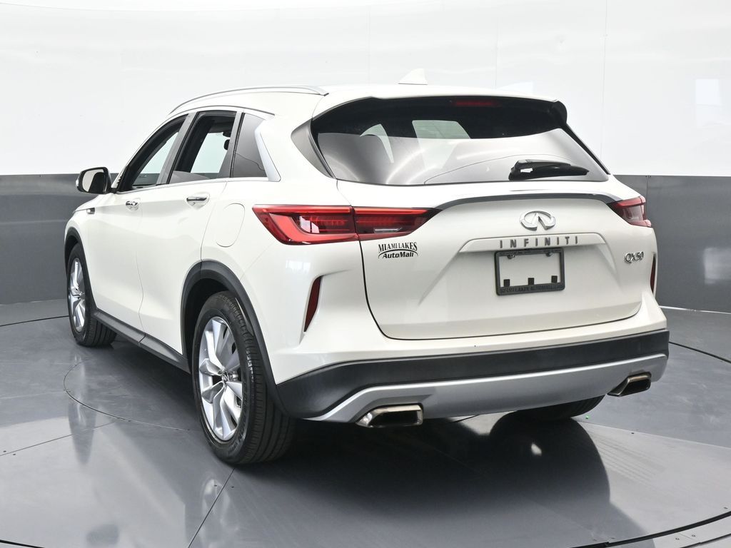 2019 Infiniti QX50 Luxe photo 4