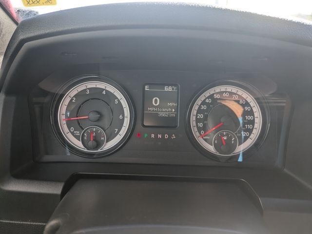 2024 Ram 1500 Classic Warlock photo 14