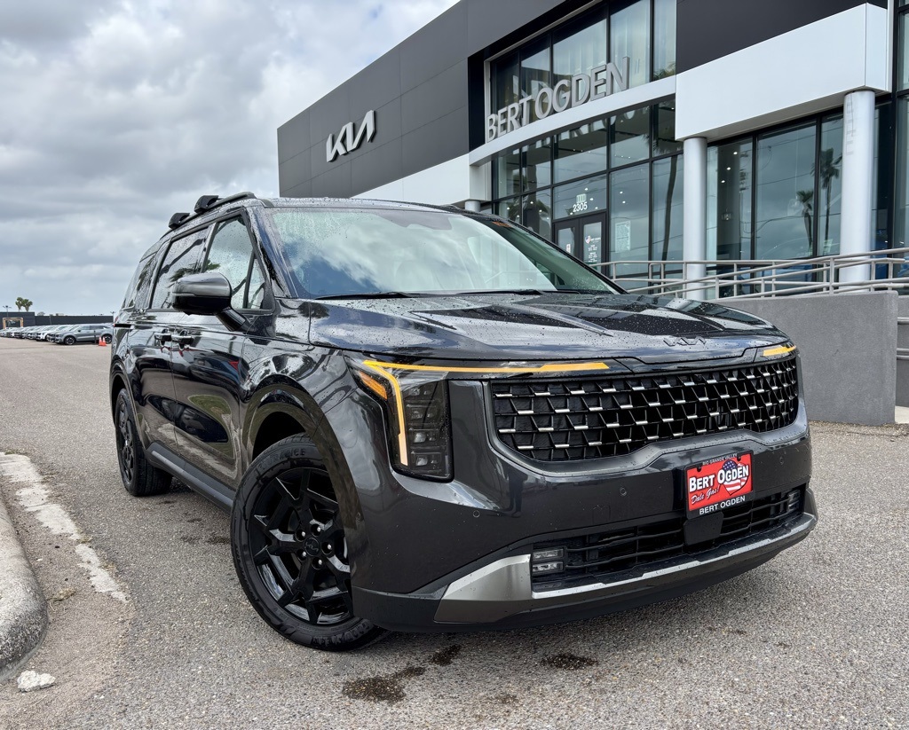 2025 Kia Carnival SX Prestige's photo