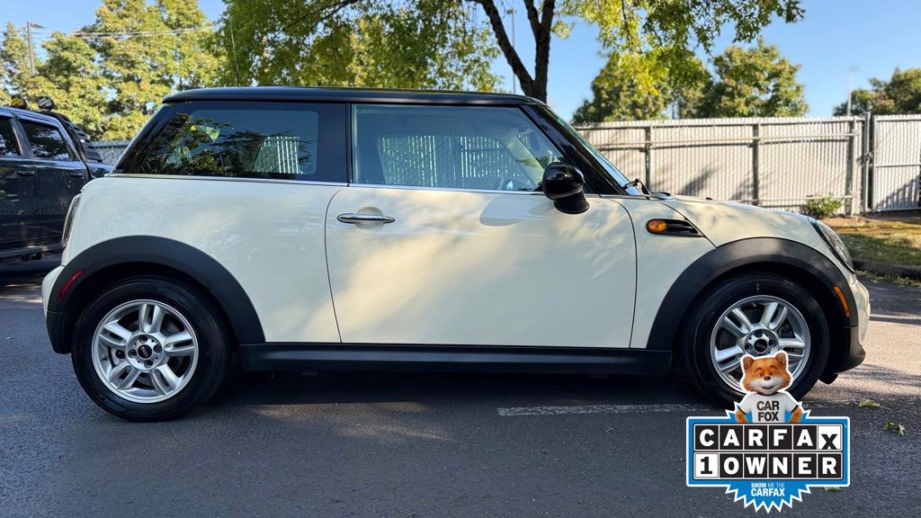 2013 Mini Cooper Base photo 10