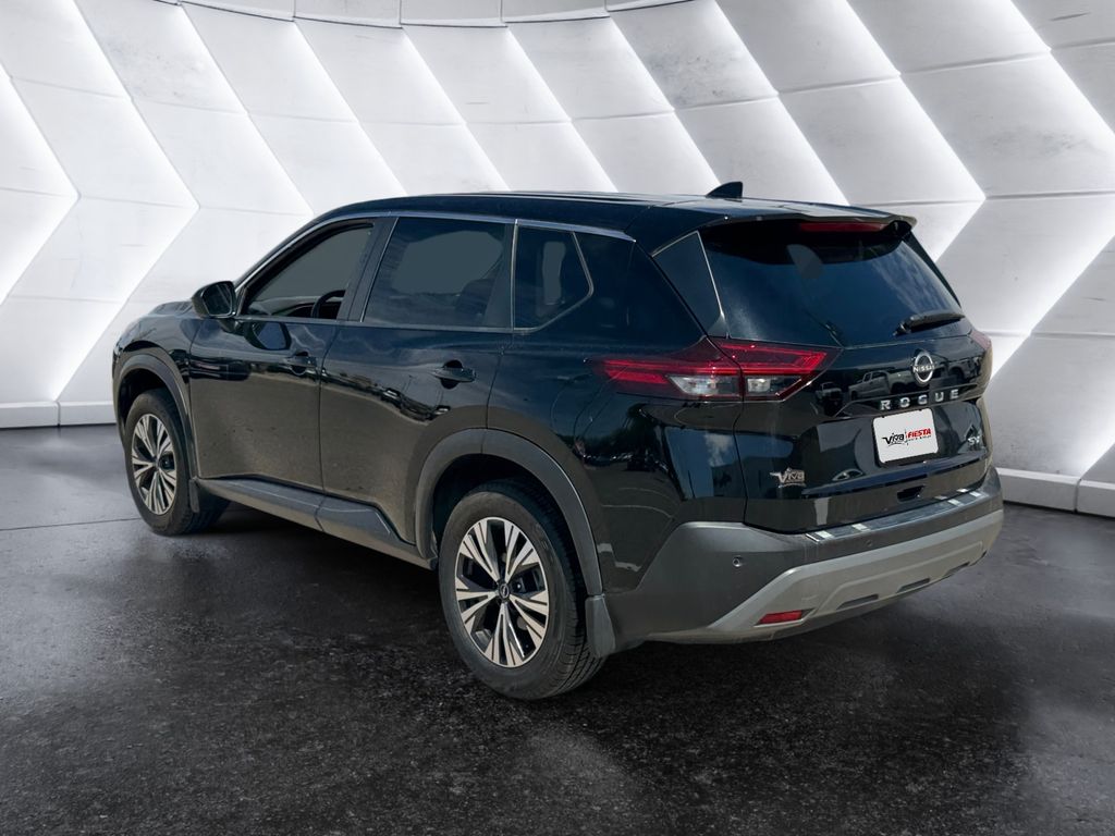 2023 Nissan Rogue SV photo 6
