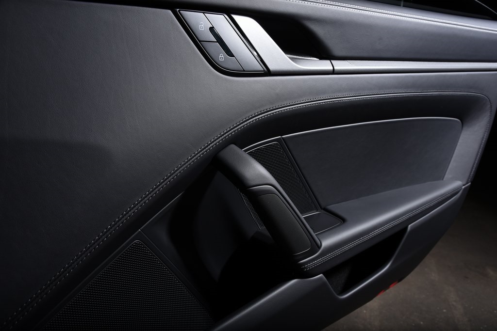 2025 Porsche 911 S photo 29