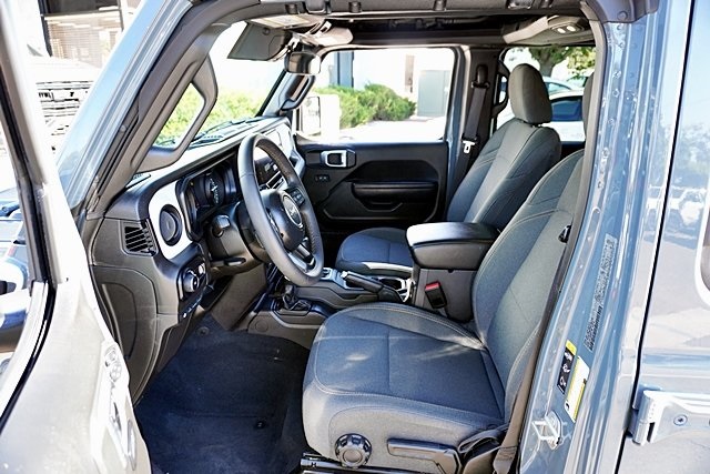2024 Jeep Wrangler Sport S 4xe photo 12