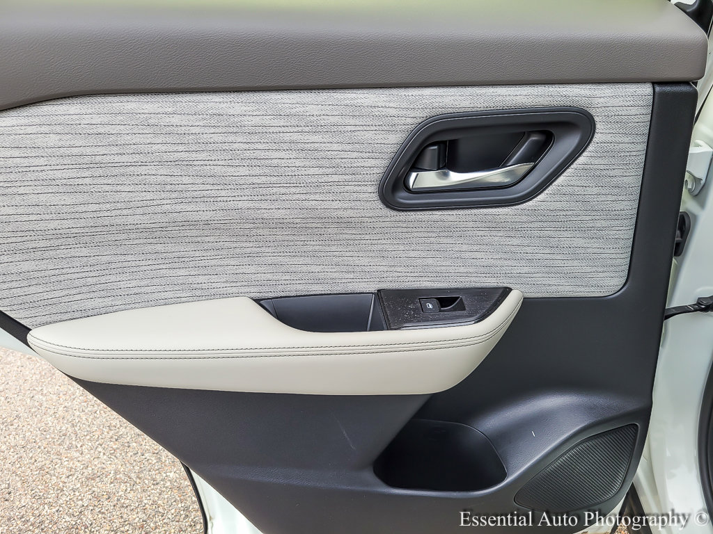 2023 NISSAN ROGUE - Image 17