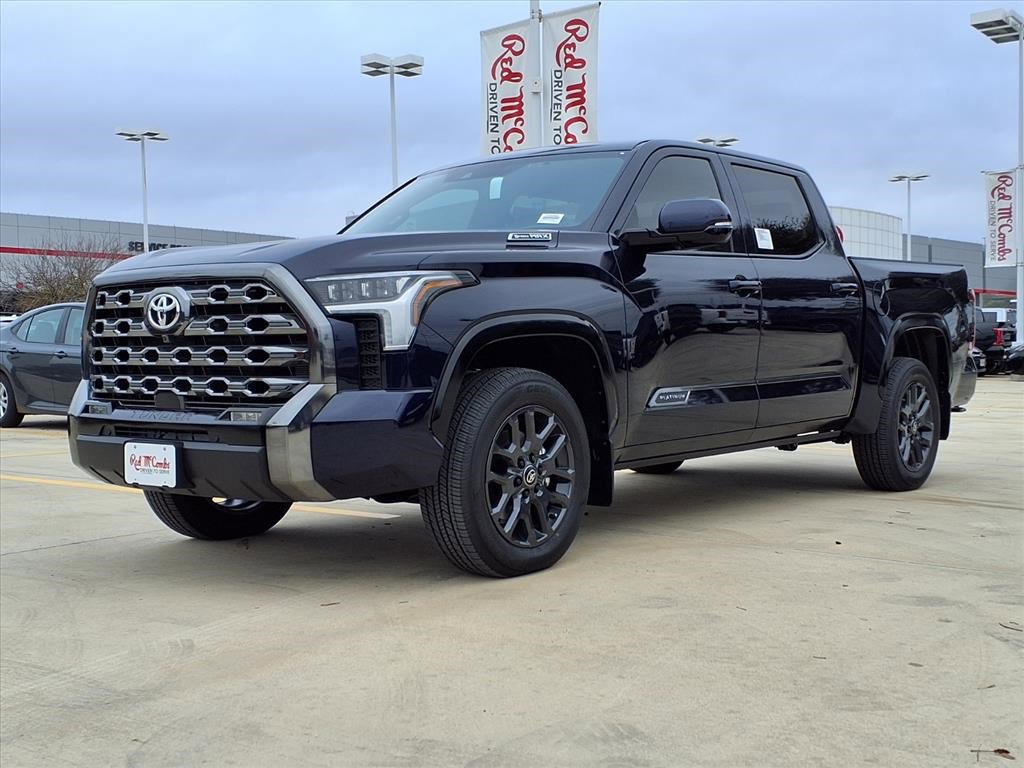 2026 Toyota Tundra Platinum's photo