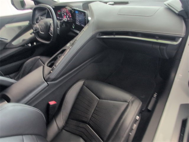 2021 Chevrolet Corvette Stingray 2LT photo 13