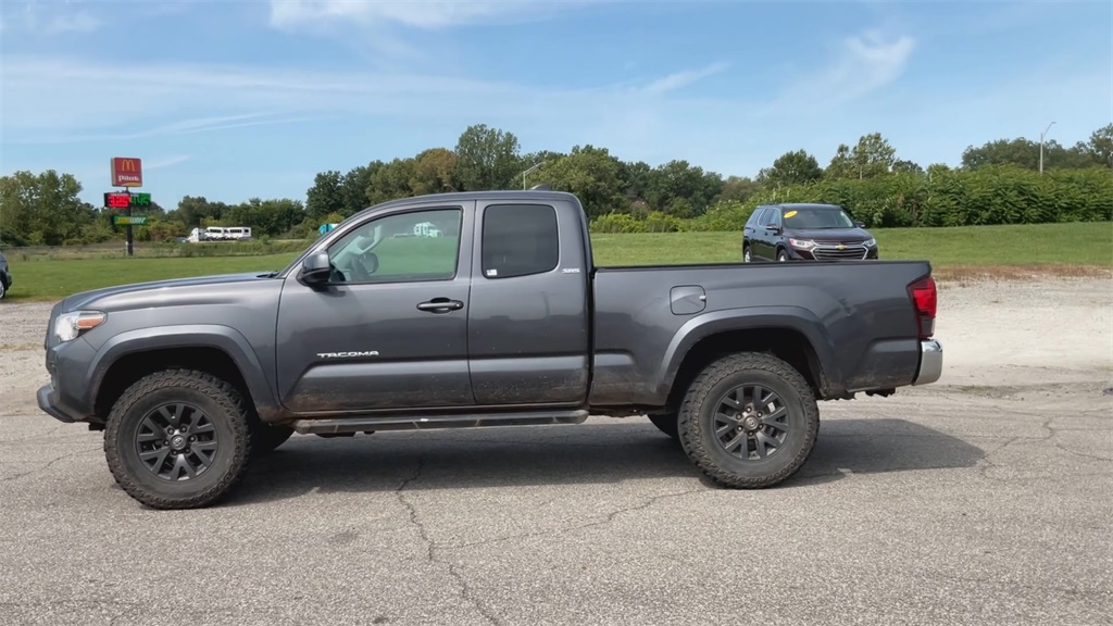 2020 Toyota Tacoma SR 4x4 Access Cab photo 5