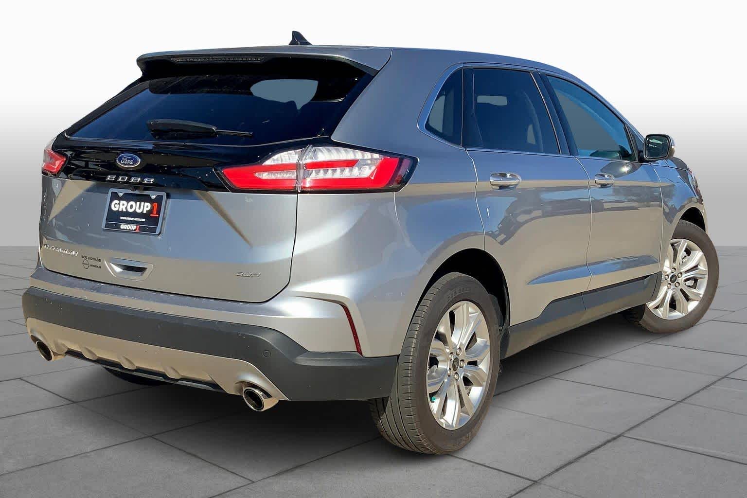 2024 Ford Edge Titanium Sport photo 3