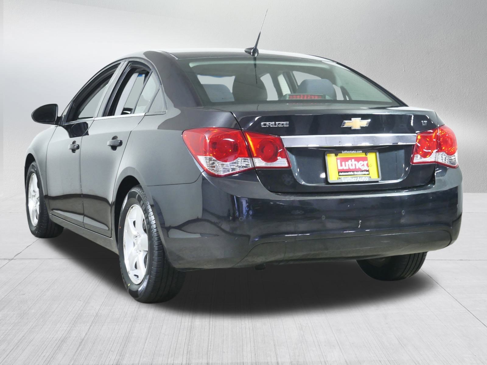 2012 Chevrolet Cruze photo 5