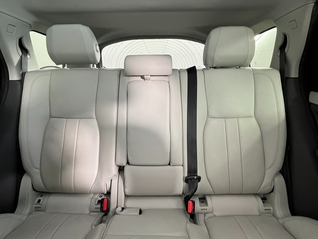 2018 Land Rover Discovery Sport HSE photo 10