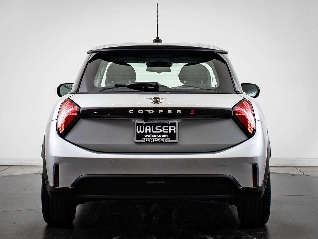 2025 Mini Cooper Hardtop S photo 7