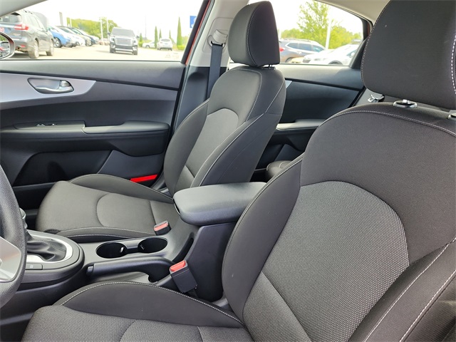 2023 Kia Forte LXS photo 10