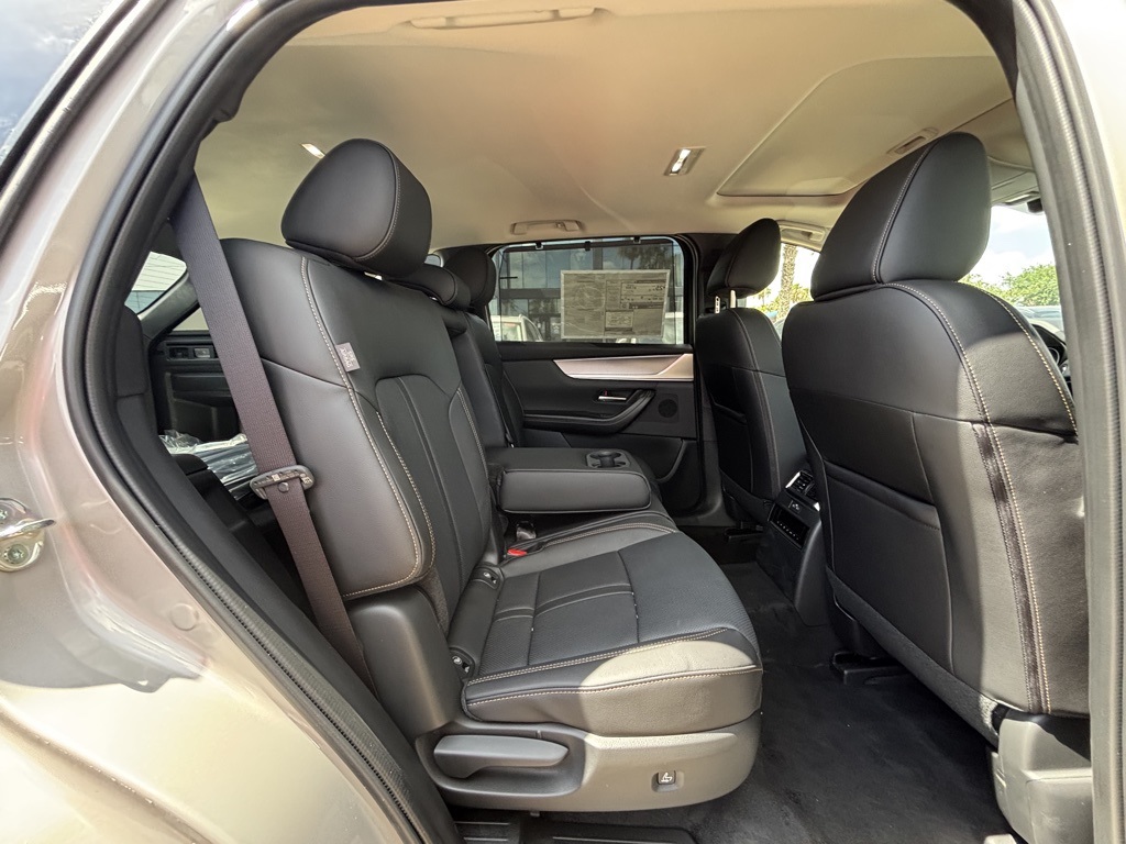 2025 Mazda CX-90 3.3 Turbo Preferred photo 18