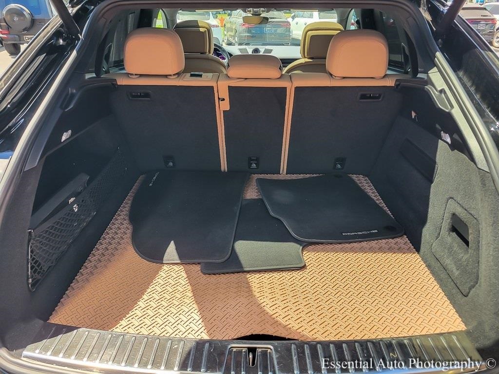 2021 Porsche Cayenne Coupe Base photo 20