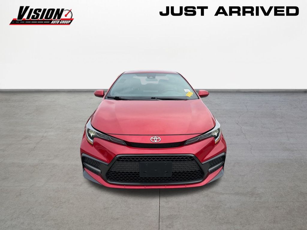 2021 Toyota Corolla SE photo 2