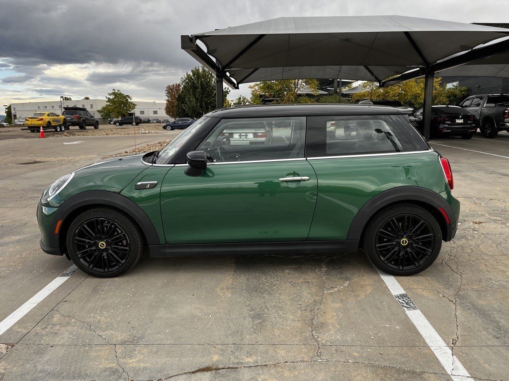 2022 Mini Cooper 2 Door Hardtop SE photo 5