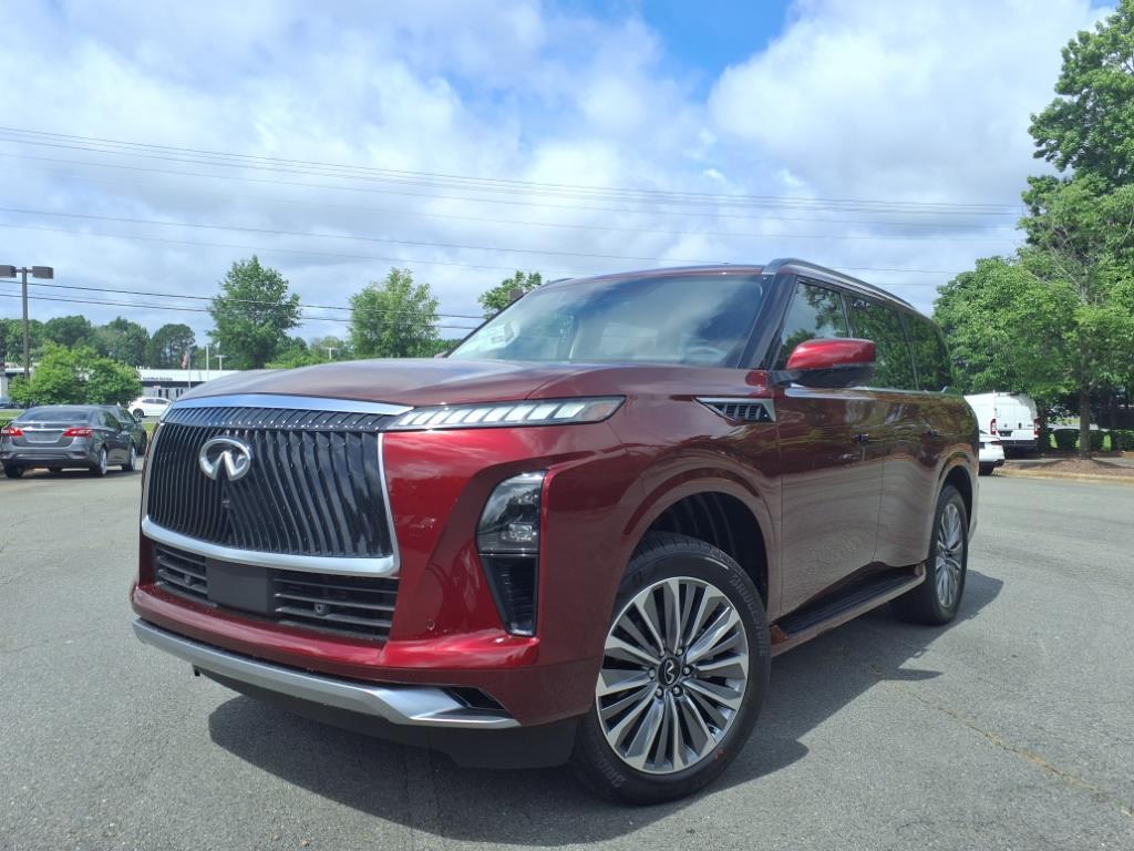 2025 INFINITI QX80 Luxe's photo