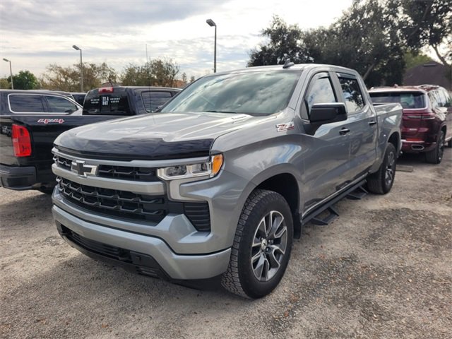 2024 Chevrolet Silverado 1500 RST photo 3