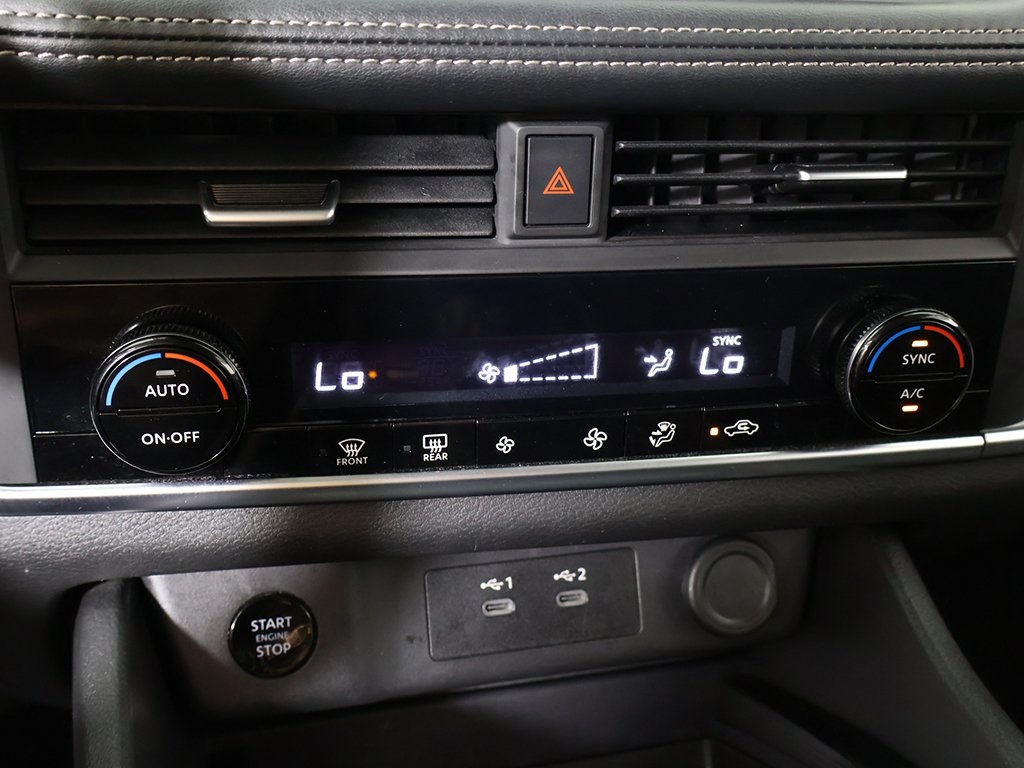 2024 Nissan Rogue SV photo 43