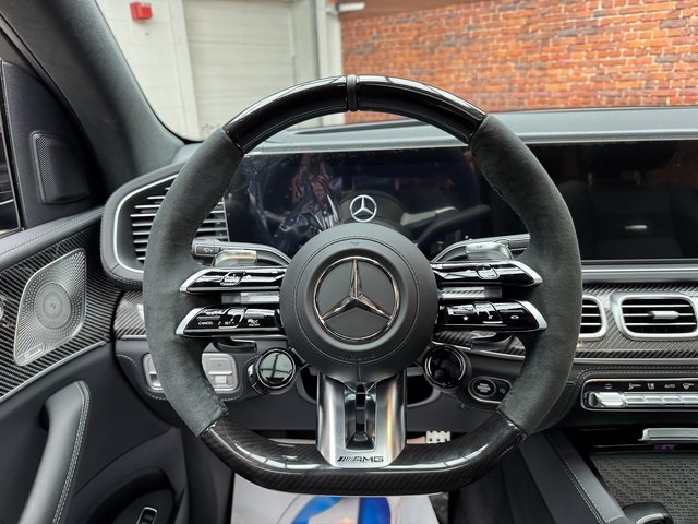2025 Mercedes Benz GLS 63 AMG 4MATIC photo 11