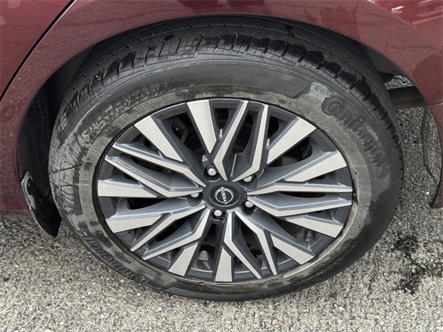 2023 Nissan Altima 2.5 SV photo 11