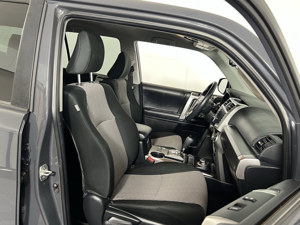 2024 Toyota 4Runner SR5 photo 25
