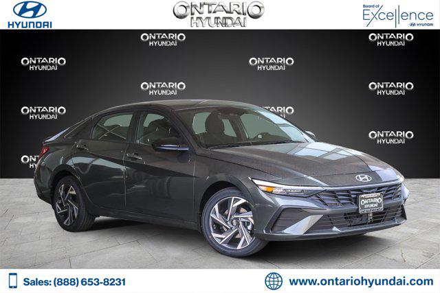 2025 Hyundai Elantra Blue's photo