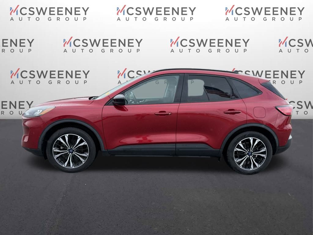 2021 Ford Escape SE photo 2