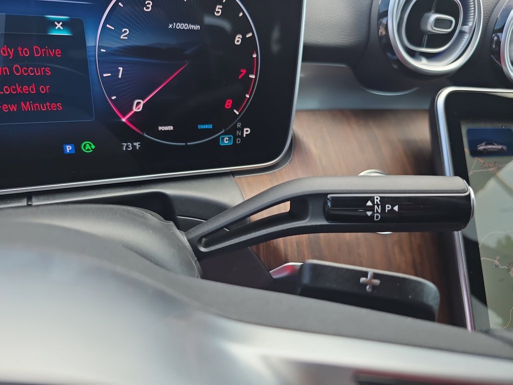 2025 Mercedes Benz C 300 photo 26
