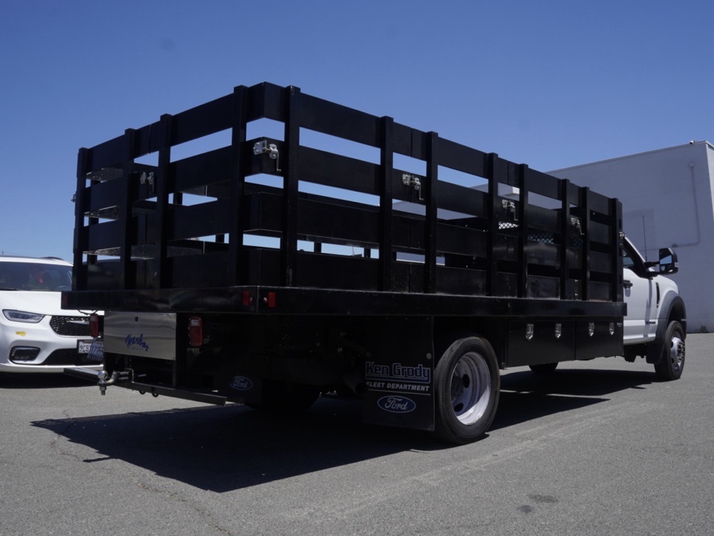 2022 Ford F-550 photo 3