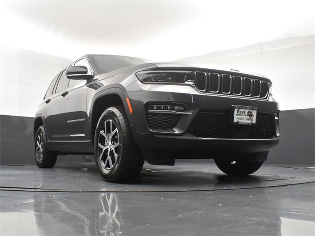 2025 Jeep Grand Cherokee Limited photo 16
