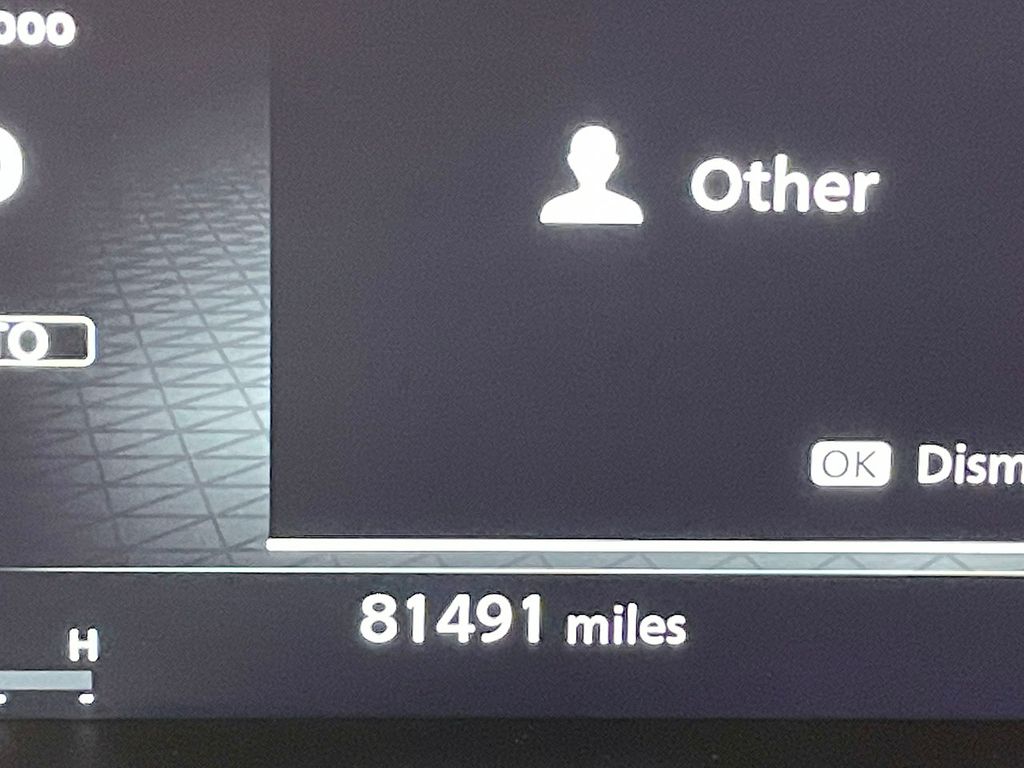 2022 Nissan Pathfinder Platinum photo 4