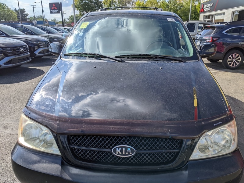 2005 Kia Sedona LX photo 4